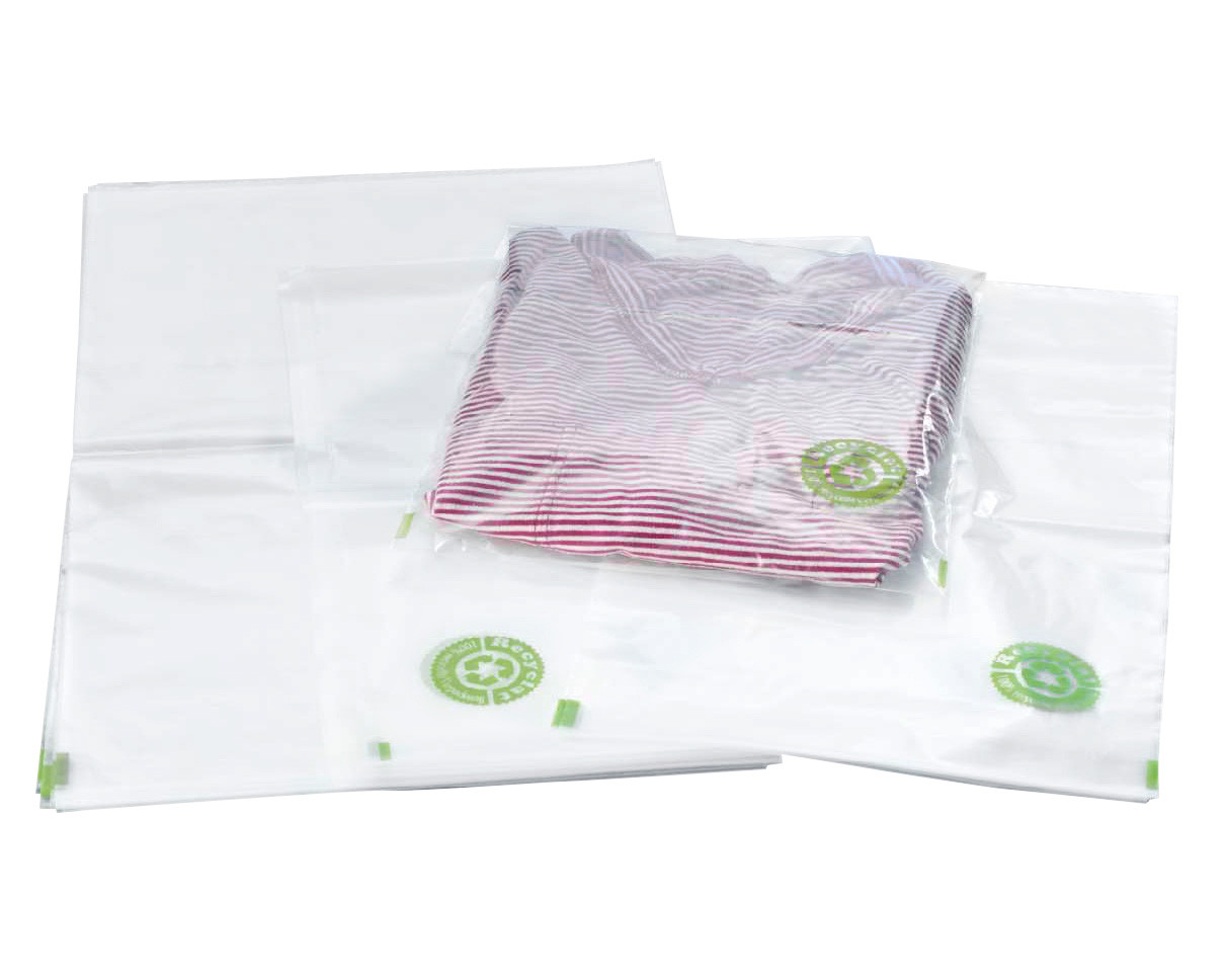 Flat bags with recycled content Flachbeutel mit Recyclinganteil